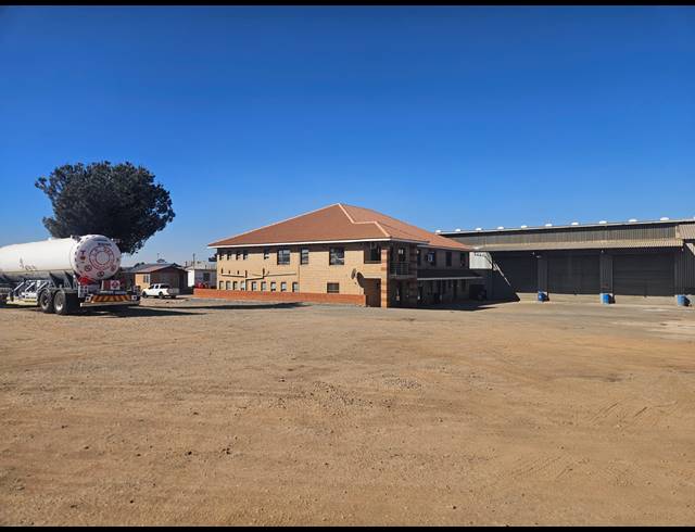 2,000M² WAREHOUSE TO LET IN ALRODE